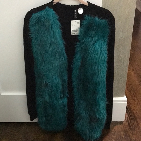 Sweater - Picture 3 of 3